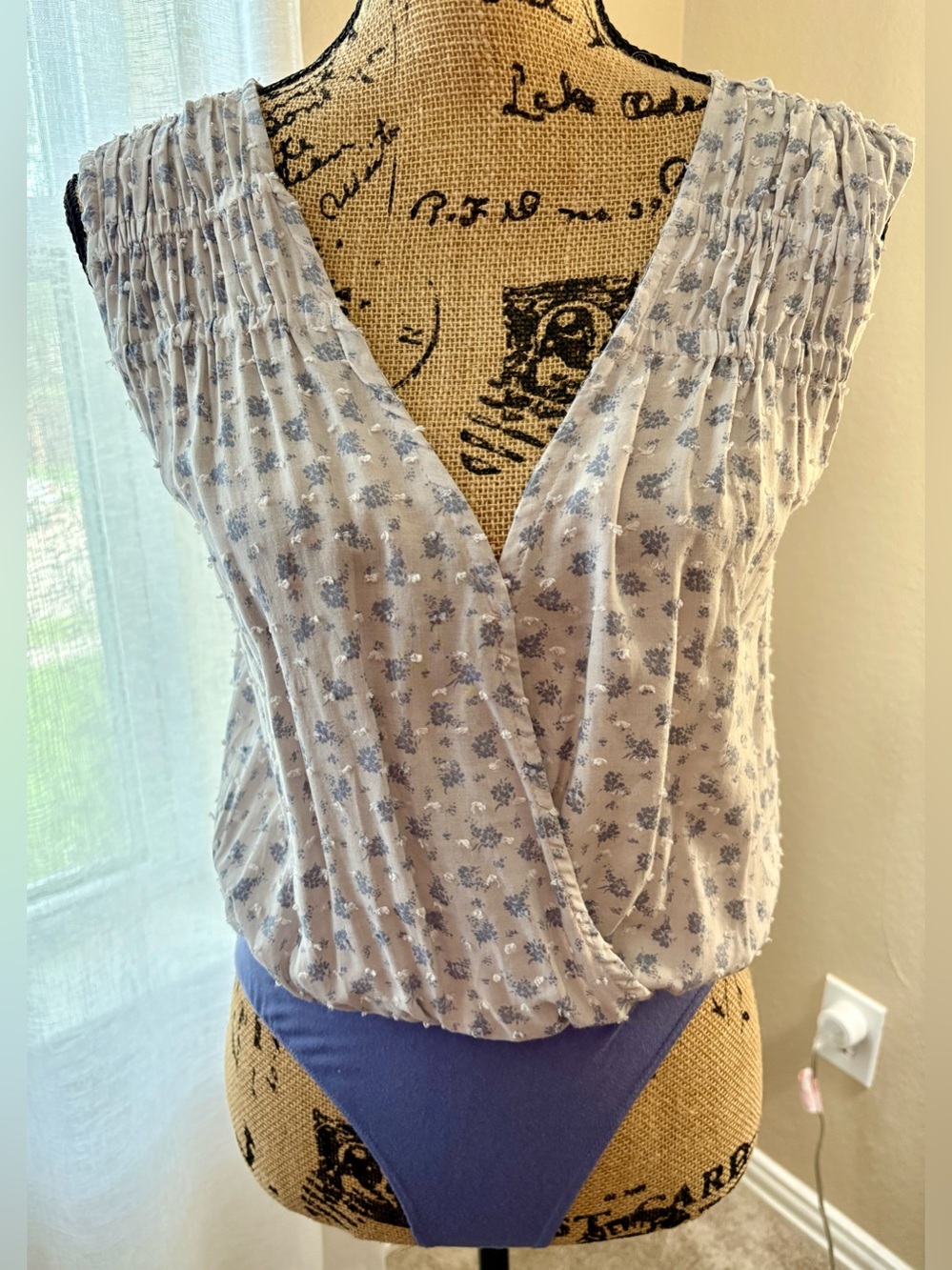 ALTAR’D STATE : Floral Swiss Dot Bodysuit Blue Sleeveless Size S